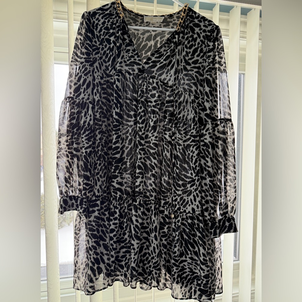 Stylish Black and White Women's Dress